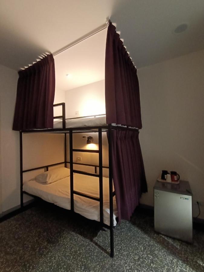 Swf淡水新五福旅館 Sinwufu Hotel Exterior foto